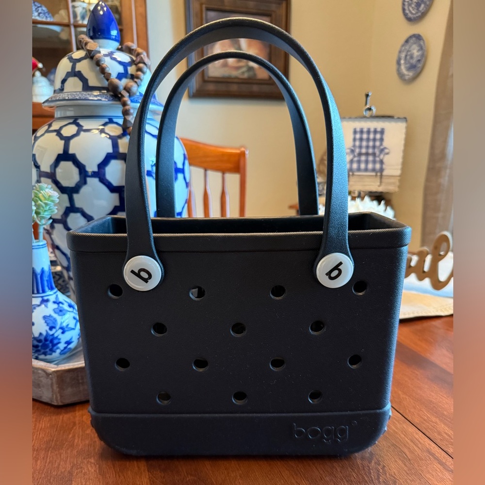Bogg Bag in the Bitty Bogg Bag size in Black